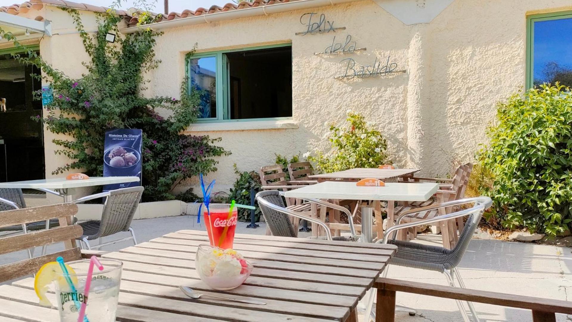 Camping Tikayan Felix De La Bastide Saint-Mitre-les-Remparts Exterior photo